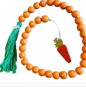 Carrot beaded jute rope decor
